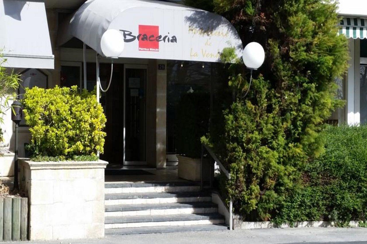 Hostellerie De La Vendee Lancy 外观 照片