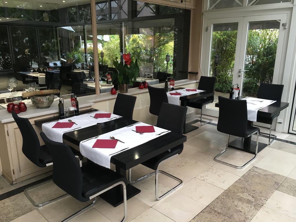 Hostellerie De La Vendee Lancy 外观 照片