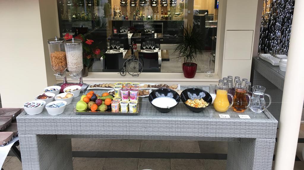 Hostellerie De La Vendee Lancy 外观 照片