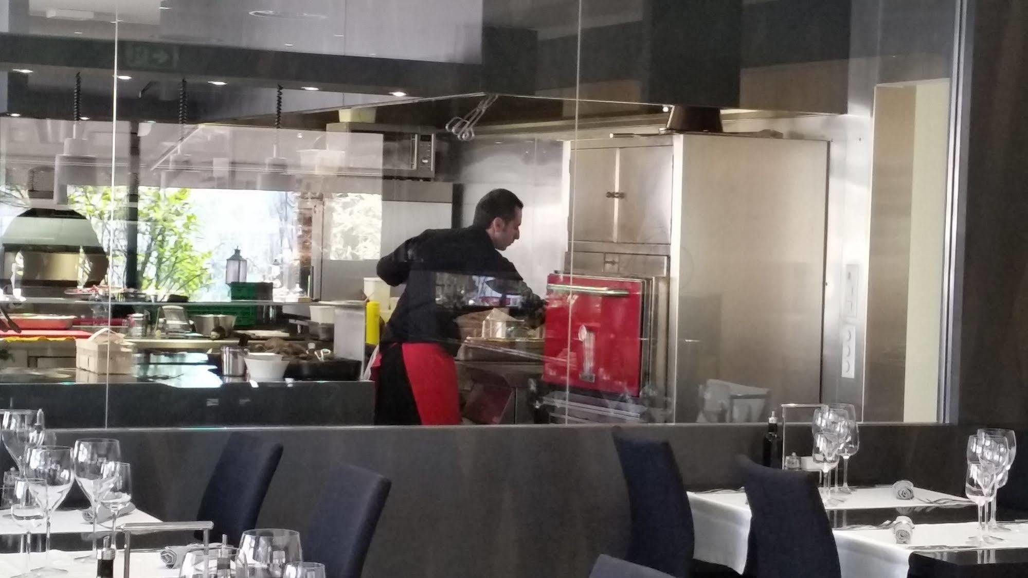 Hostellerie De La Vendee Lancy 外观 照片