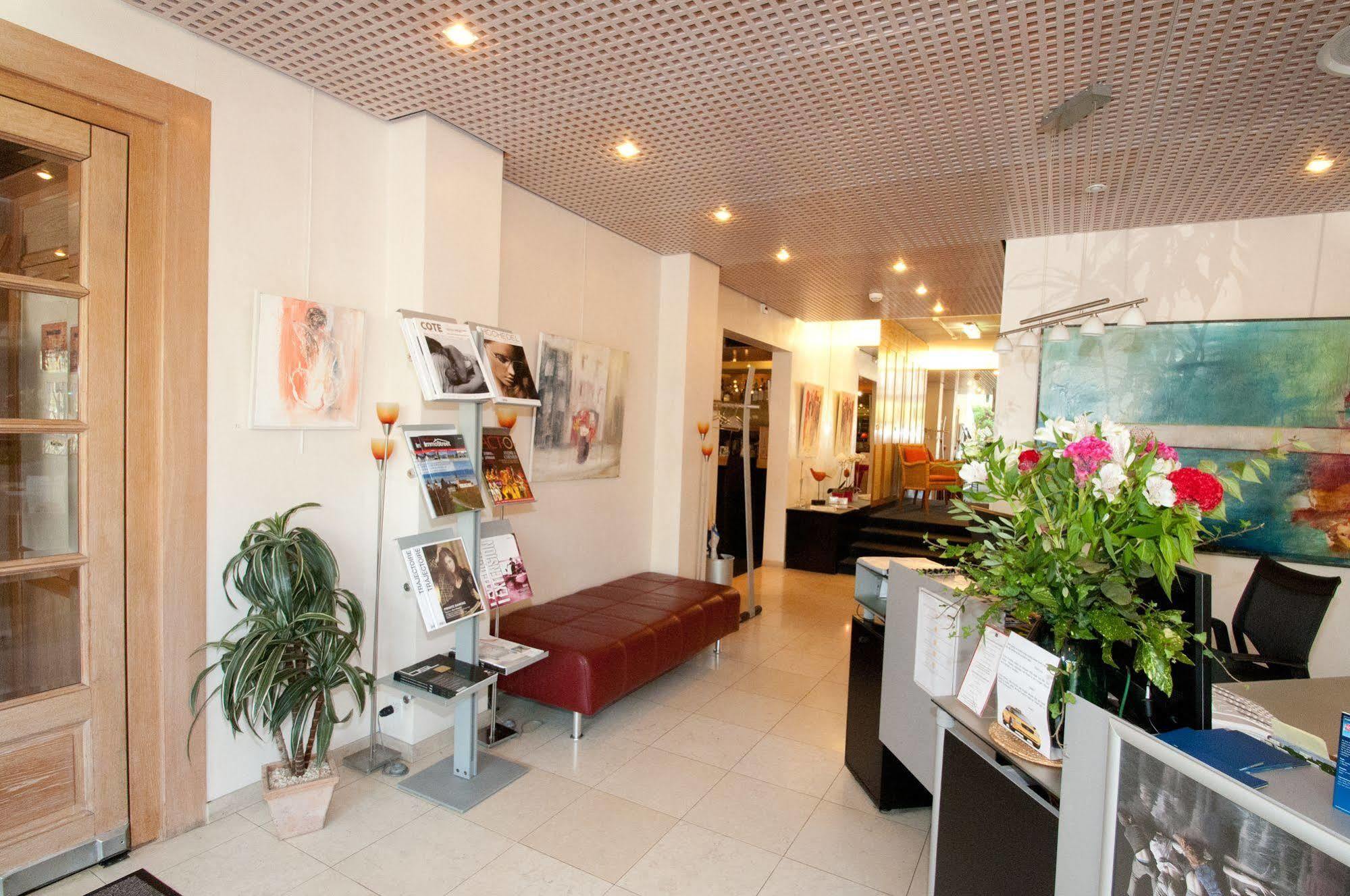 Hostellerie De La Vendee Lancy 内观 照片