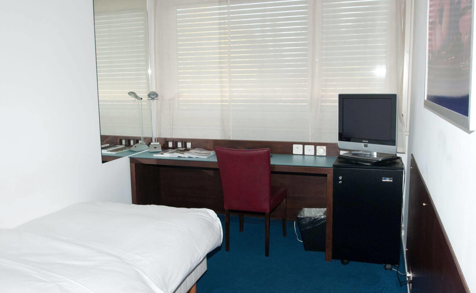 Hostellerie De La Vendee Lancy 外观 照片