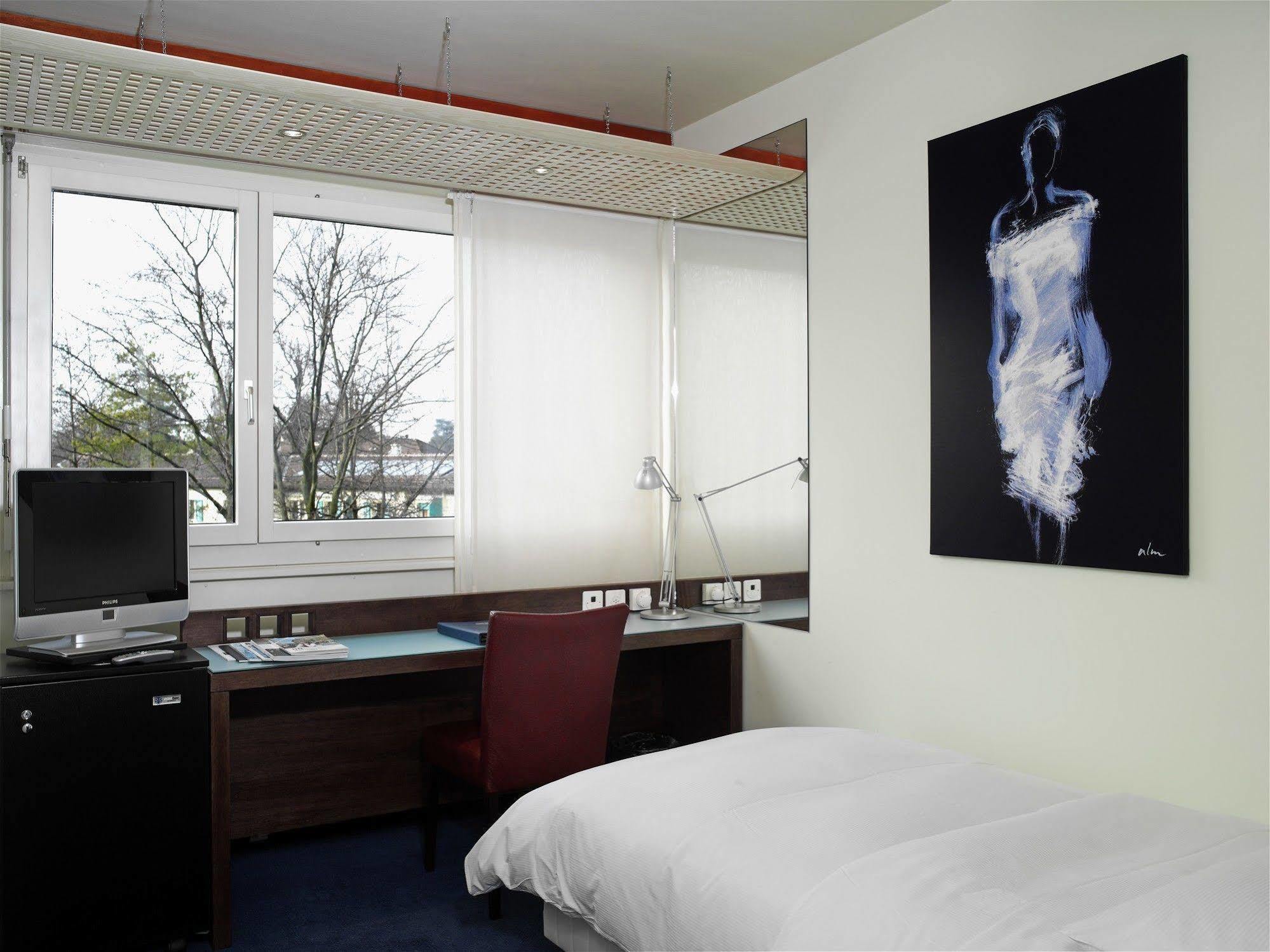 Hostellerie De La Vendee Lancy 外观 照片